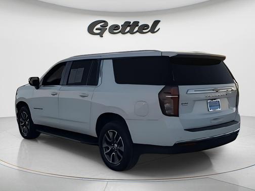 2023 Chevrolet Suburban LS