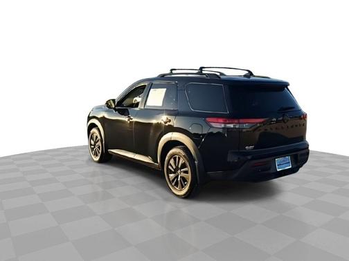 2022 Nissan Pathfinder SV 2WD
