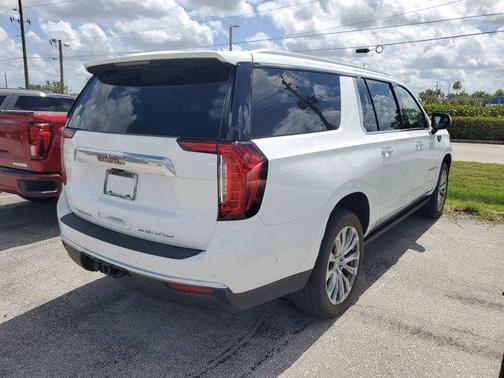 2023 GMC Yukon XL Denali
