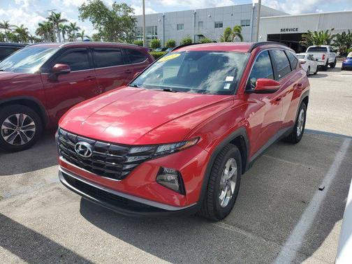 2022 Hyundai TUCSON SEL