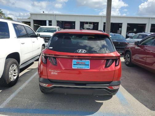 2022 Hyundai TUCSON SEL
