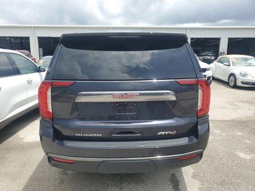 2023 GMC Yukon 4WD AT4