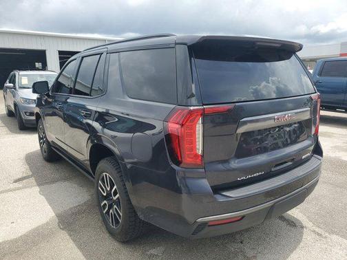 2023 GMC Yukon 4WD AT4