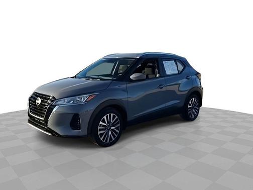 2022 Nissan Kicks SV