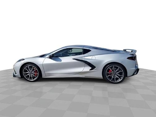 2026 Chevrolet Corvette Stingray w/2LT