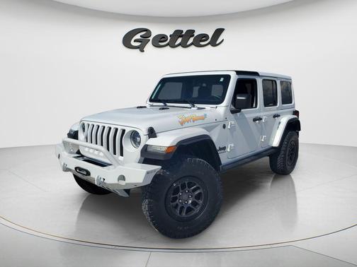 Bright White Clearcoat 2023 Jeep Wrangler Willys