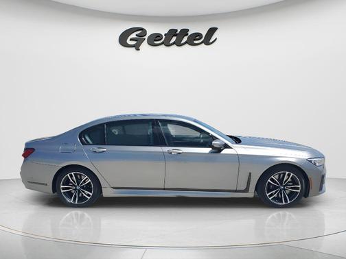 Donington Gray Metallic 2021 BMW 750 i xDrive
