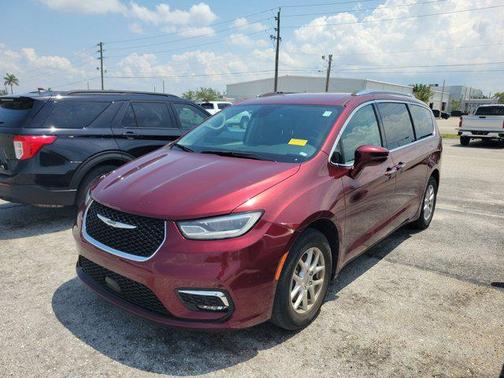 2021 Chrysler Pacifica Touring L