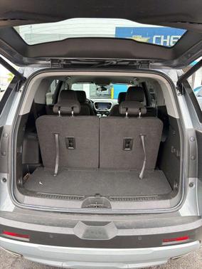 2022 GMC Acadia FWD SLE