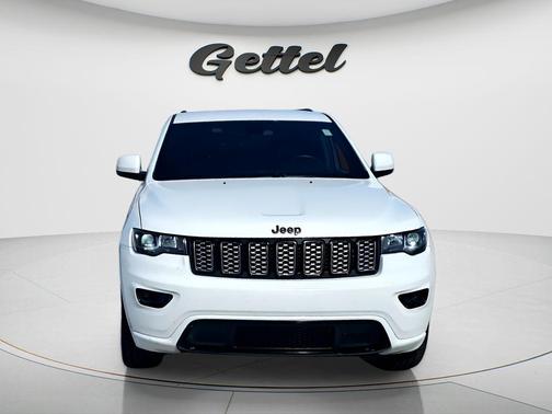 Bright White Clearcoat 2018 Jeep Grand Cherokee Altitude