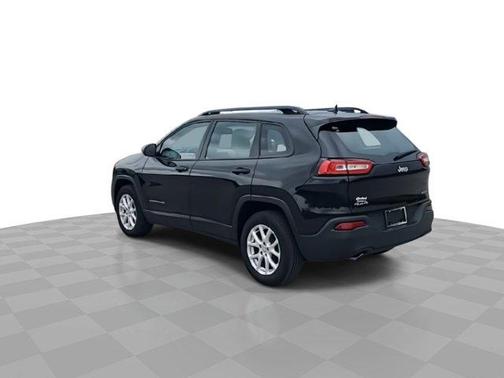2016 Jeep Cherokee Sport