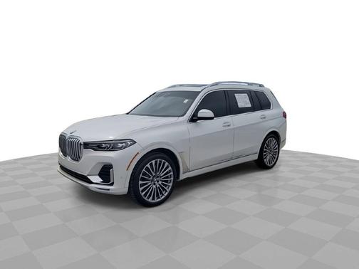 2022 BMW X7 xDrive40i