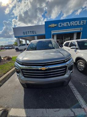 Sterling Gray Metallic 2025 Chevrolet Traverse LT