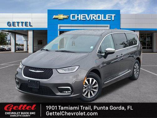 2023 Chrysler Pacifica Hybrid Limited