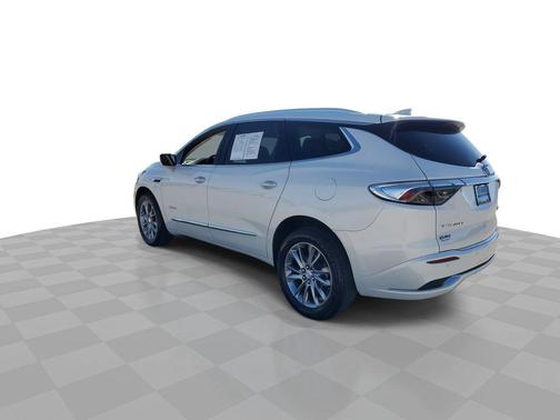 2022 Buick Enclave FWD Avenir