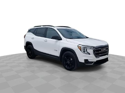 2024 GMC Terrain AWD AT4