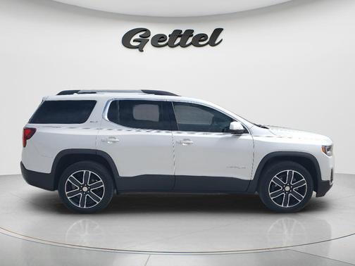 White Frost Tricoat 2023 GMC Acadia AWD SLT