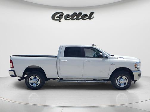Bright White Clearcoat 2019 RAM 2500 Big Horn Crew Cab 4x4 6'4' Box