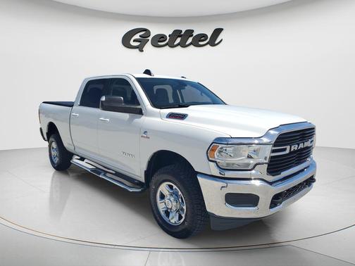 Bright White Clearcoat 2019 RAM 2500 Big Horn Crew Cab 4x4 6'4' Box