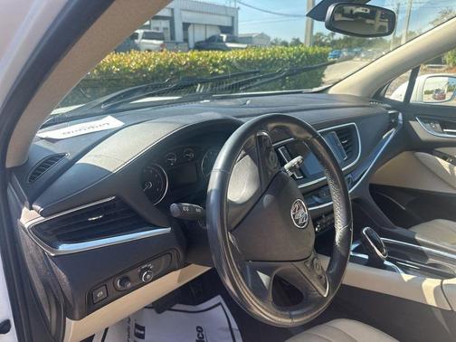 2020 Buick Enclave FWD Essence