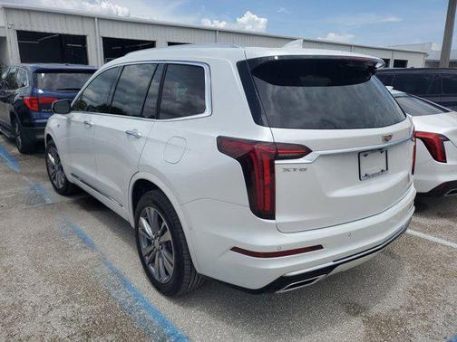 2024 Cadillac XT6 Premium Luxury FWD