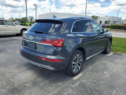 2021 Audi Q5 45 Premium Plus