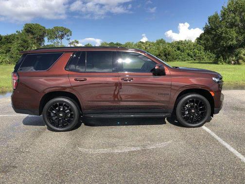 2022 Chevrolet Tahoe 4WD RST