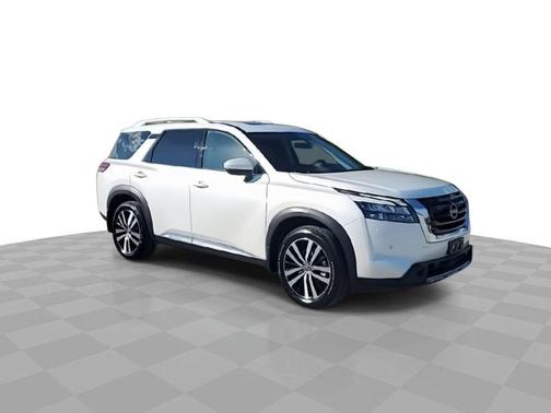 2025 Nissan Pathfinder Platinum 4WD