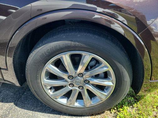 2020 Buick Envision FWD Essence