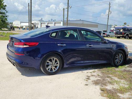 2019 Kia Optima LX