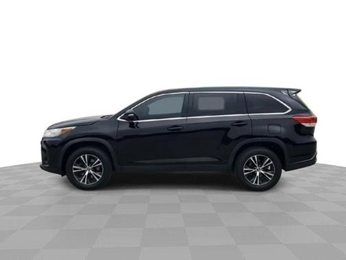 2019 Toyota Highlander LE I4