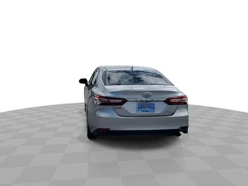 2020 Toyota Camry XLE