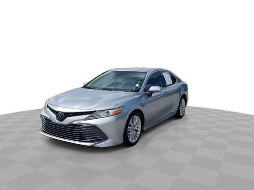 2020 Toyota Camry XLE