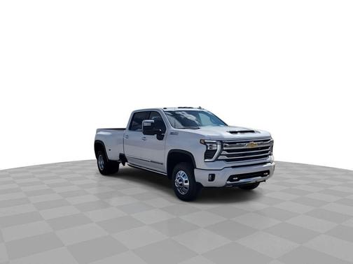 2025 Chevrolet Silverado 3500 High Country