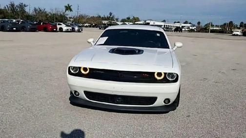 2016 Dodge Challenger R/T Scat Pack