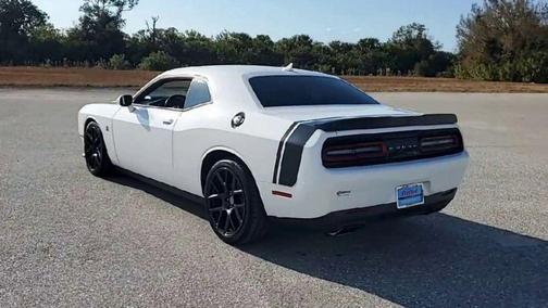 2016 Dodge Challenger R/T Scat Pack