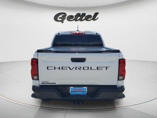 Summit White 2025 Chevrolet Colorado WT