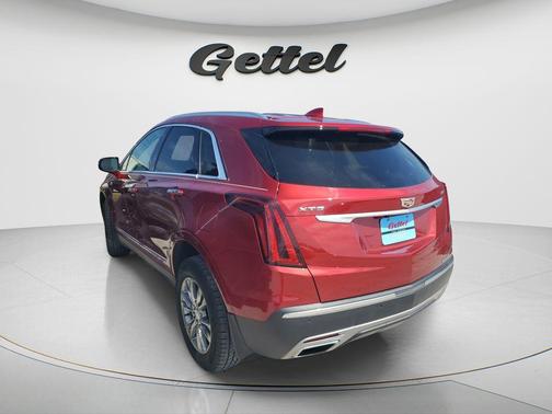 Infrared Tintcoat 2021 Cadillac XT5 Premium Luxury