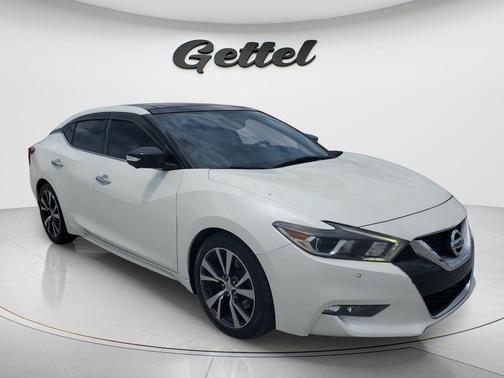 Pearl White 2017 Nissan Maxima 3.5 Platinum