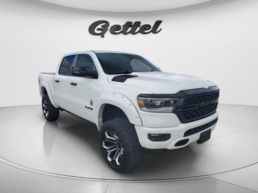 Bright White Clearcoat 2023 RAM 1500 Big Horn/Lone Star
