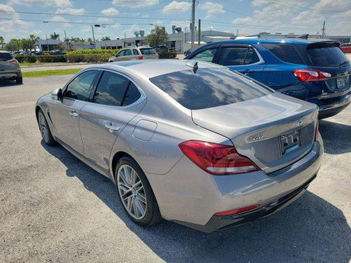 2021 Genesis G70 2.0T RWD