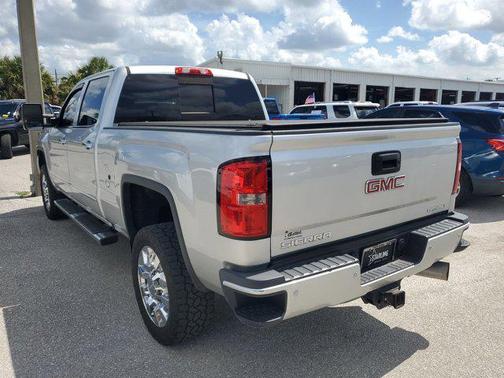2017 GMC Sierra 2500 Denali
