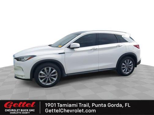 2022 INFINITI QX50 LUXE