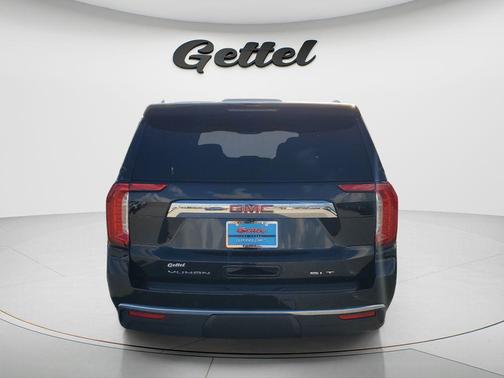 Onyx Black 2023 GMC Yukon XL SLT
