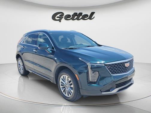 Emerald Lake Metallic 2025 Cadillac XT4 Premium Luxury