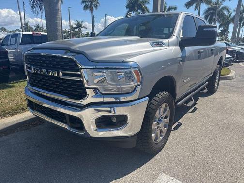 2023 RAM 2500 Big Horn Crew Cab 4x4 6'4' Box