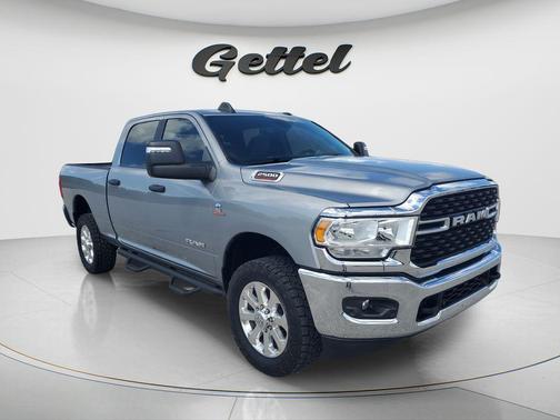 2023 RAM 2500 Big Horn Crew Cab 4x4 6'4' Box