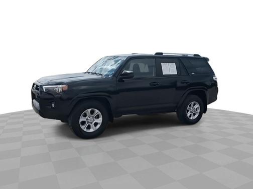 2022 Toyota 4Runner SR5