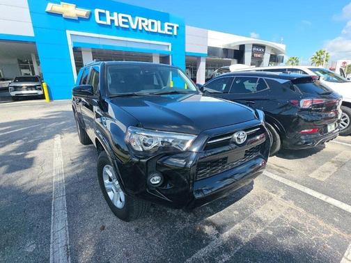 2022 Toyota 4Runner SR5
