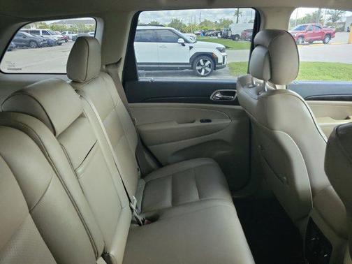 2015 Jeep Grand Cherokee Laredo